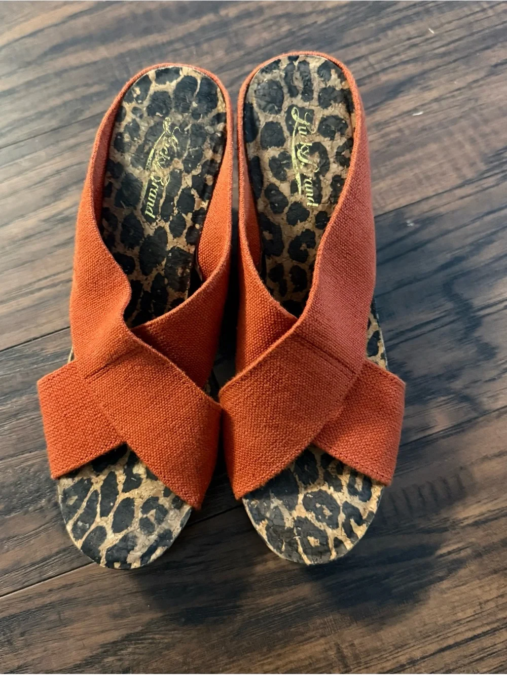 Womens Cross-Band Platform Sandal in Rust with Leopard Footbed